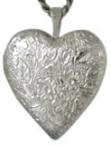 L5034 silver floral heart locket
