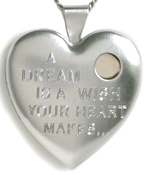 L6030 make a dream intention heart locket